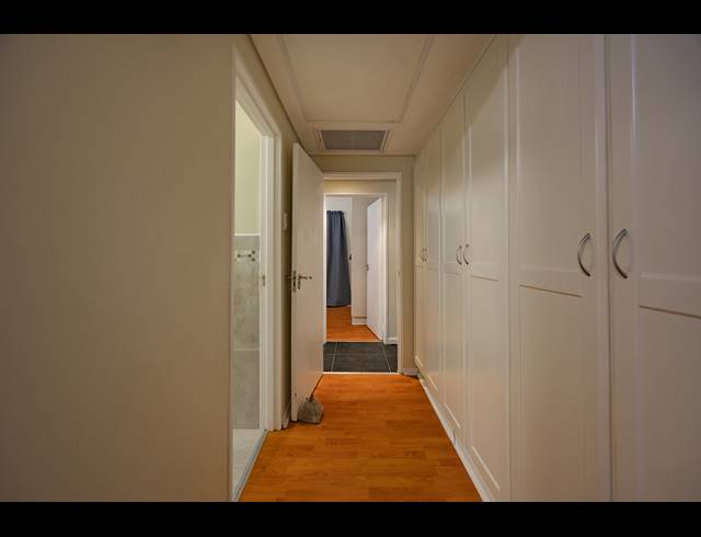 2 BEDROOM APARTMENT FOR SALE IN UMHLANGA CENTRAL